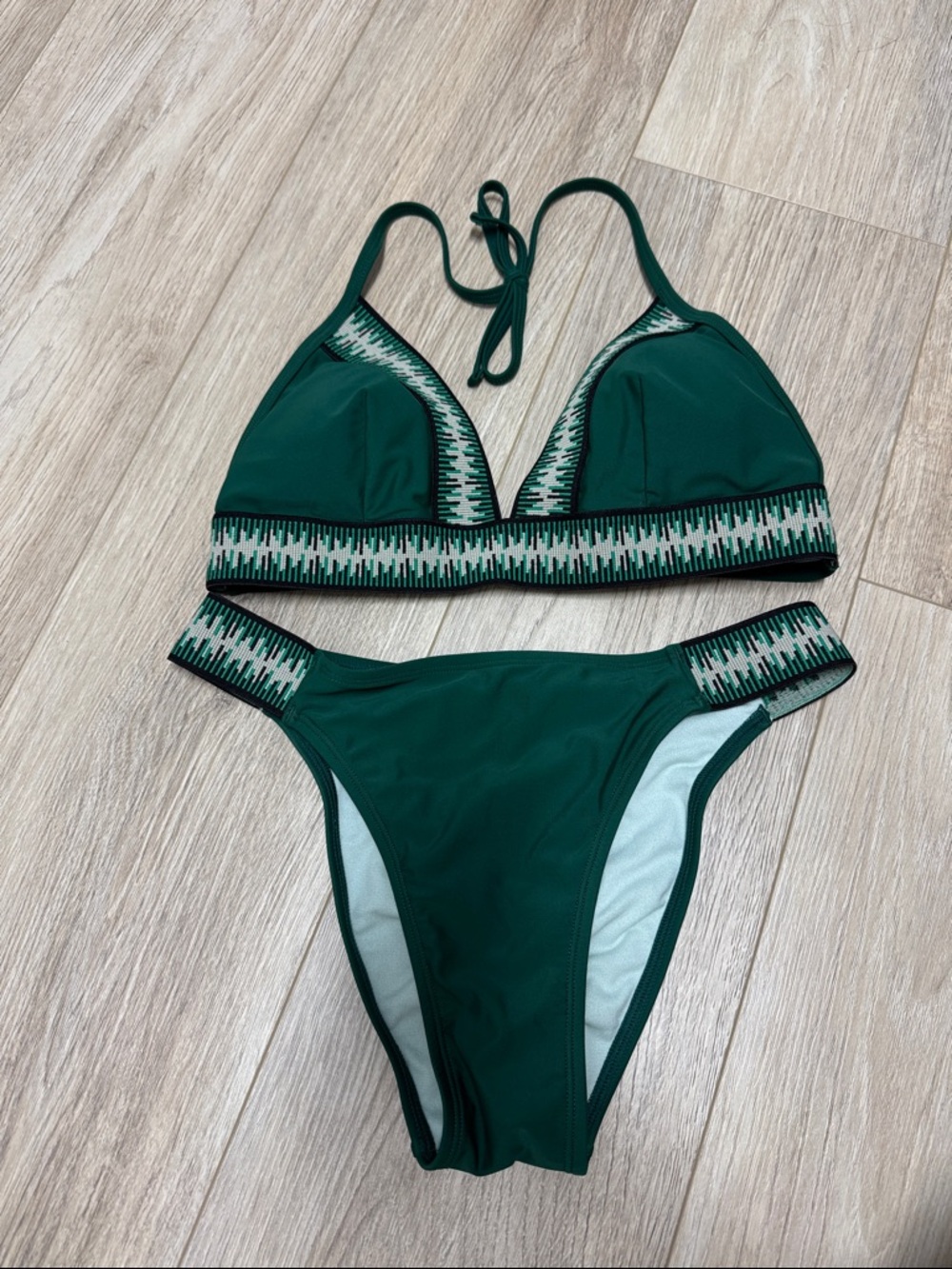 NWOT Cupshe Green Bikini S/M